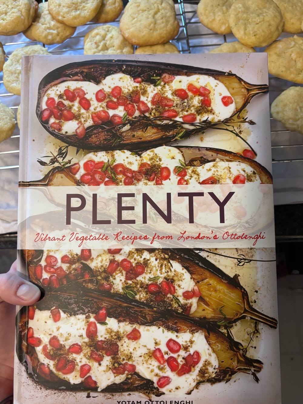 NEW PLENTY Cookbook - Yotam Ottolenghi, Vibrant Vegetable Recipes from London’s